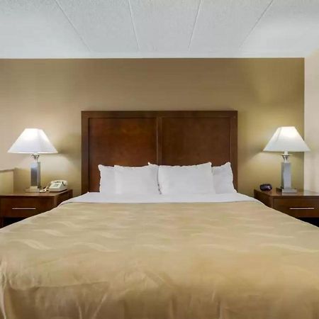 Quality Inn & Suites Oceanblock Оушън Сити Екстериор снимка