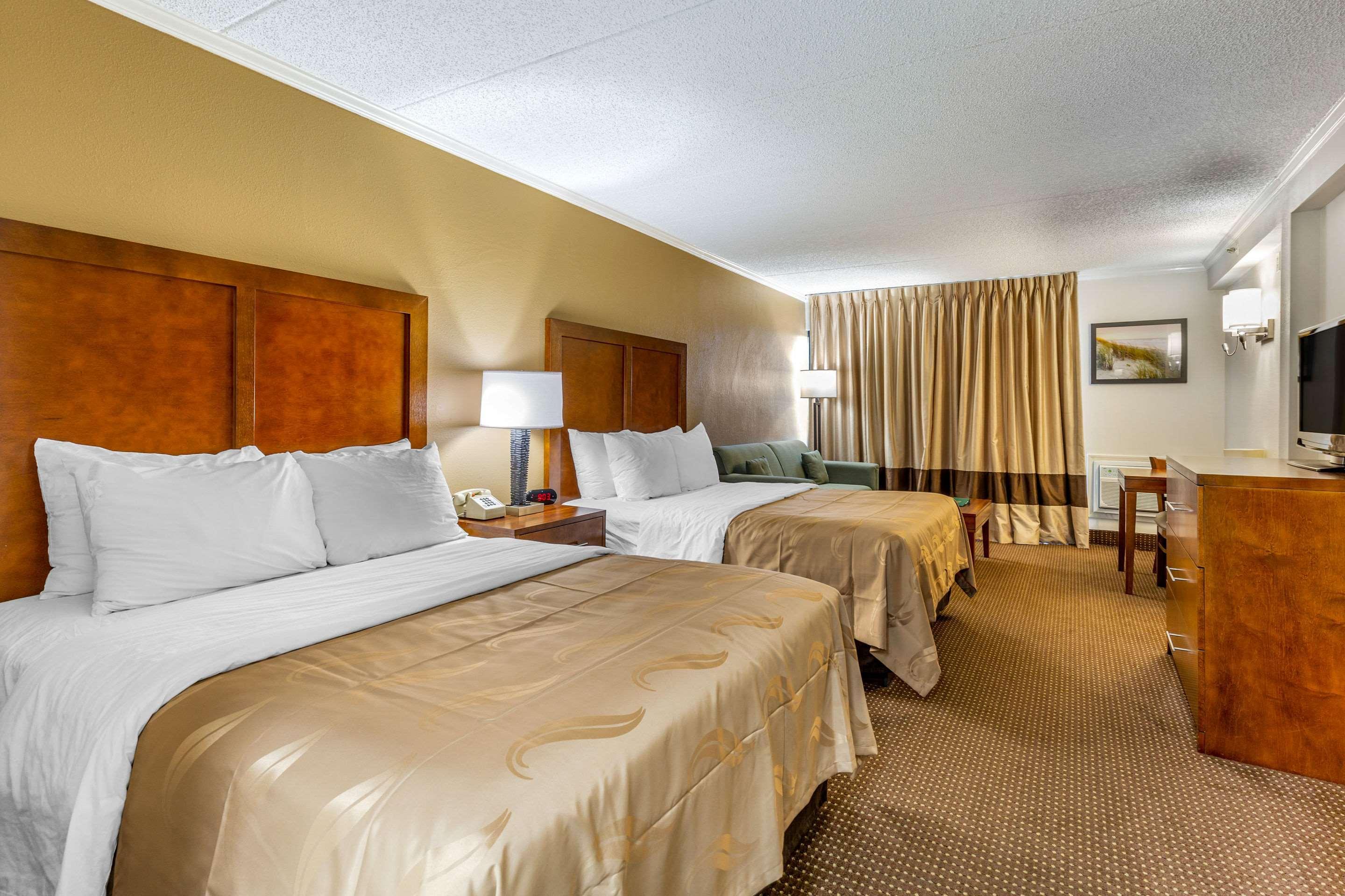Quality Inn & Suites Oceanblock Оушън Сити Екстериор снимка