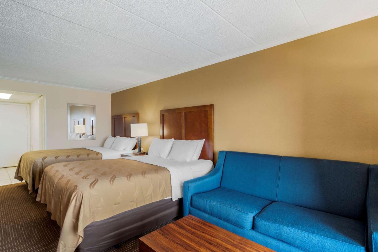 Quality Inn & Suites Oceanblock Оушън Сити Екстериор снимка
