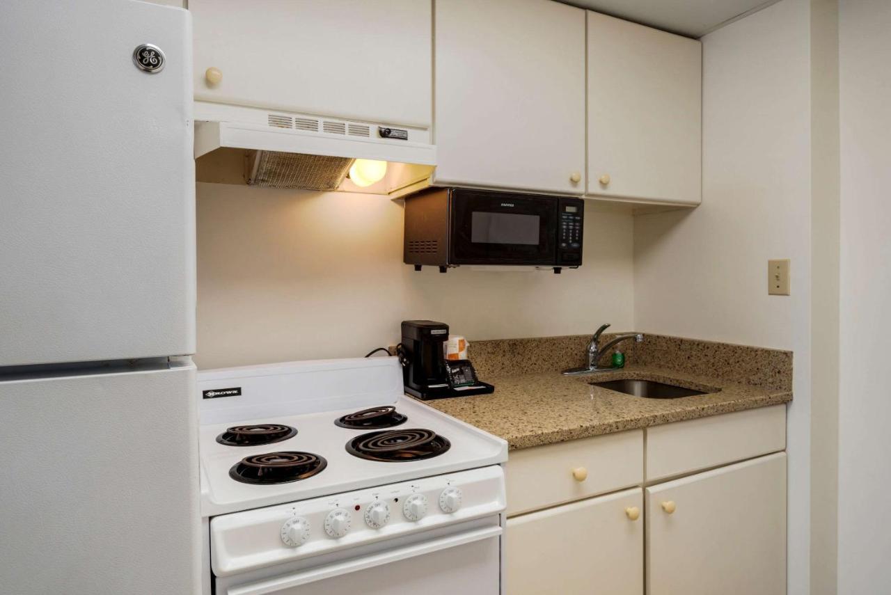 Quality Inn & Suites Oceanblock Оушън Сити Екстериор снимка