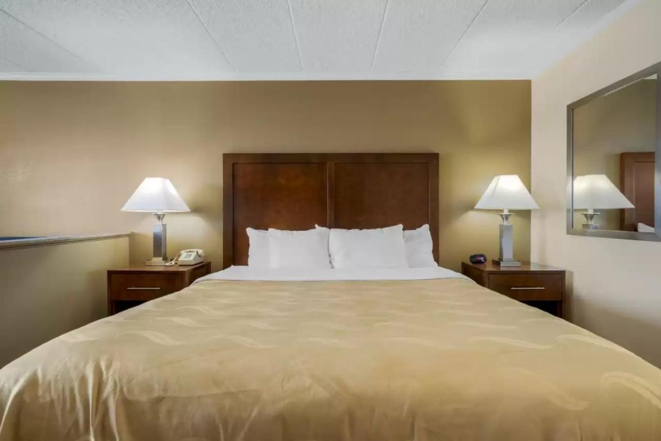 Quality Inn & Suites Oceanblock Оушън Сити Екстериор снимка