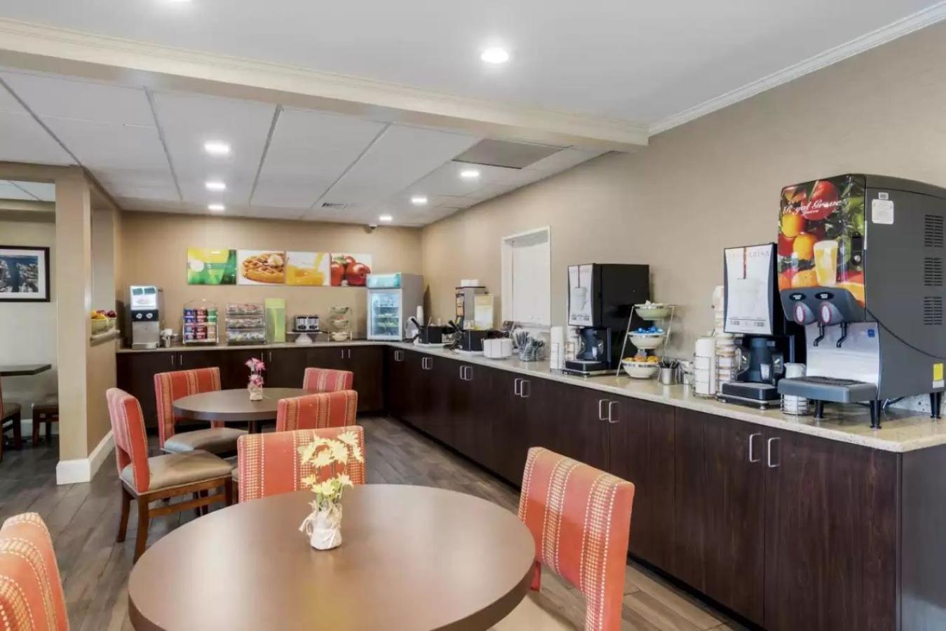 Quality Inn & Suites Oceanblock Оушън Сити Екстериор снимка