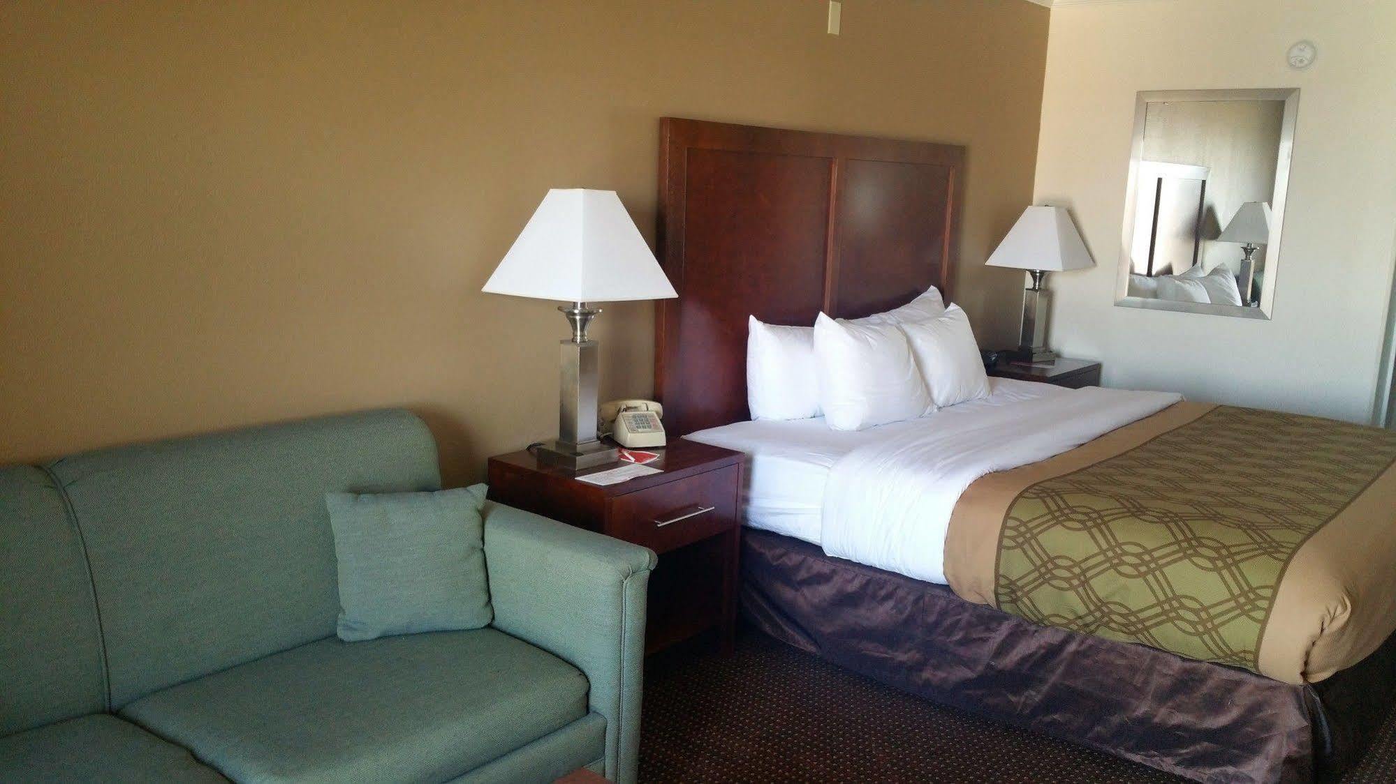 Quality Inn & Suites Oceanblock Оушън Сити Екстериор снимка