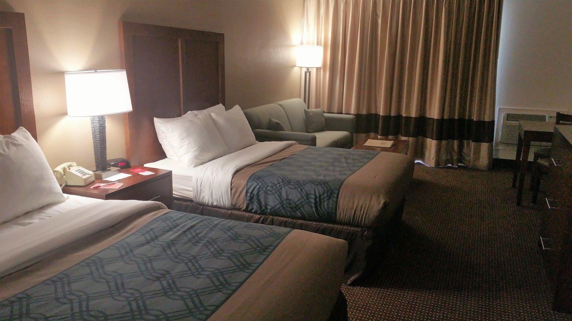 Quality Inn & Suites Oceanblock Оушън Сити Екстериор снимка